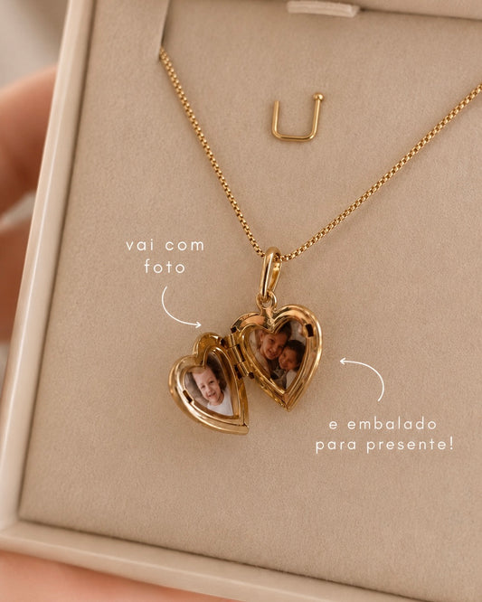 Colar Mini Relicário Dourado