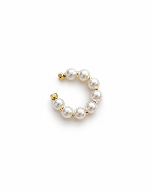 Piercing de Pérolas Lavínia Dourado